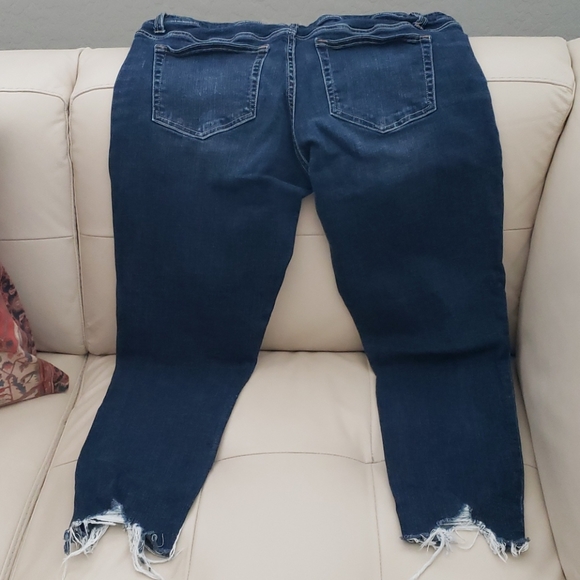 Jeans - Picture 2 of 6